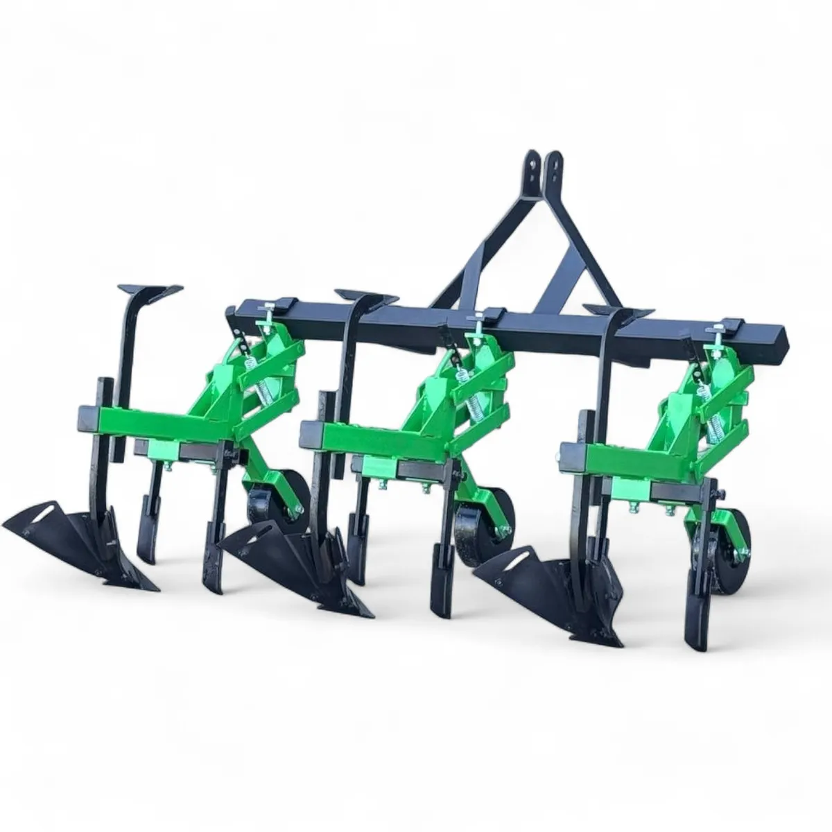 Культиватор міжрядного обробки Бомет КМО-3