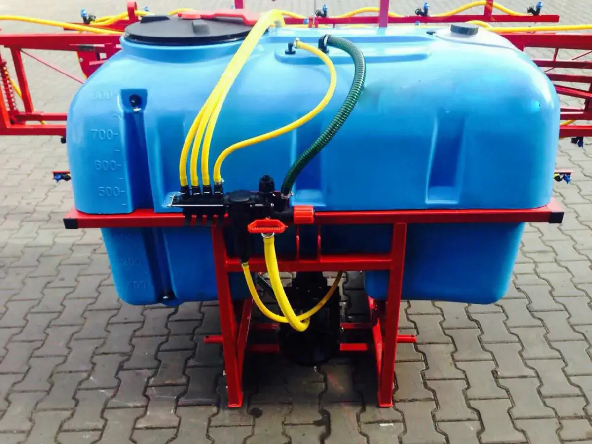 Оприскувач до мінітрактора Віракс 800 літрів купити в Житомирі — Сільгоспцентр